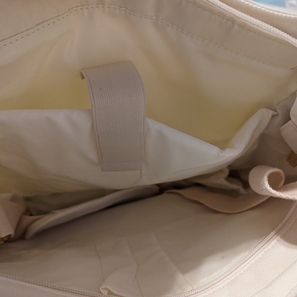 Hand Bag - Picture 6 of 10